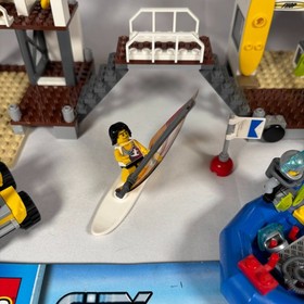 LEGO City 4644 Marina Harbor Boat Dock Figures Retired w Instructions