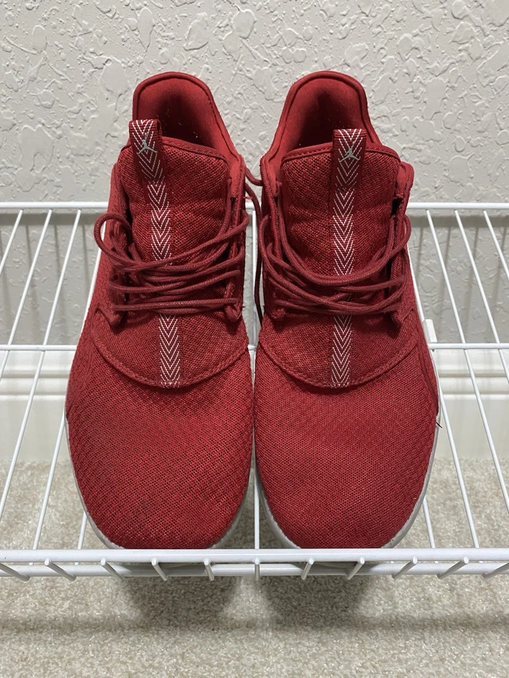 Jordan Eclipse Gimnasio Rojo Talla 12 Usado Foto 2 de 4