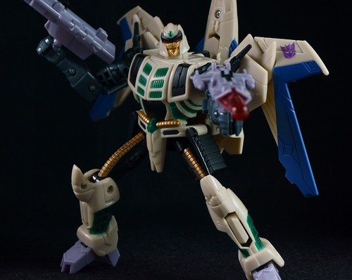 Japan TAKARA TOMY TRANSFORMERS UNITED DECEPTICON ThunderWing LIMITED QUANTITY - Picture 7 of 10