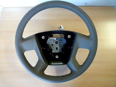 DODGE Caliber Lenkrad 4BBU6D9E131 M Med Peebble BASE hellbraun