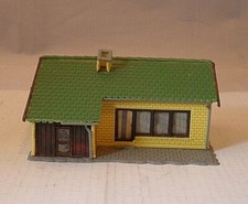 Vintage Plastic HO Building - Hejan Bungalow (B30)