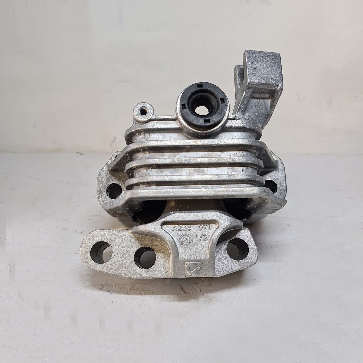 Support Suspension Engine Alpha Romeo Giulietta Original 50523676  