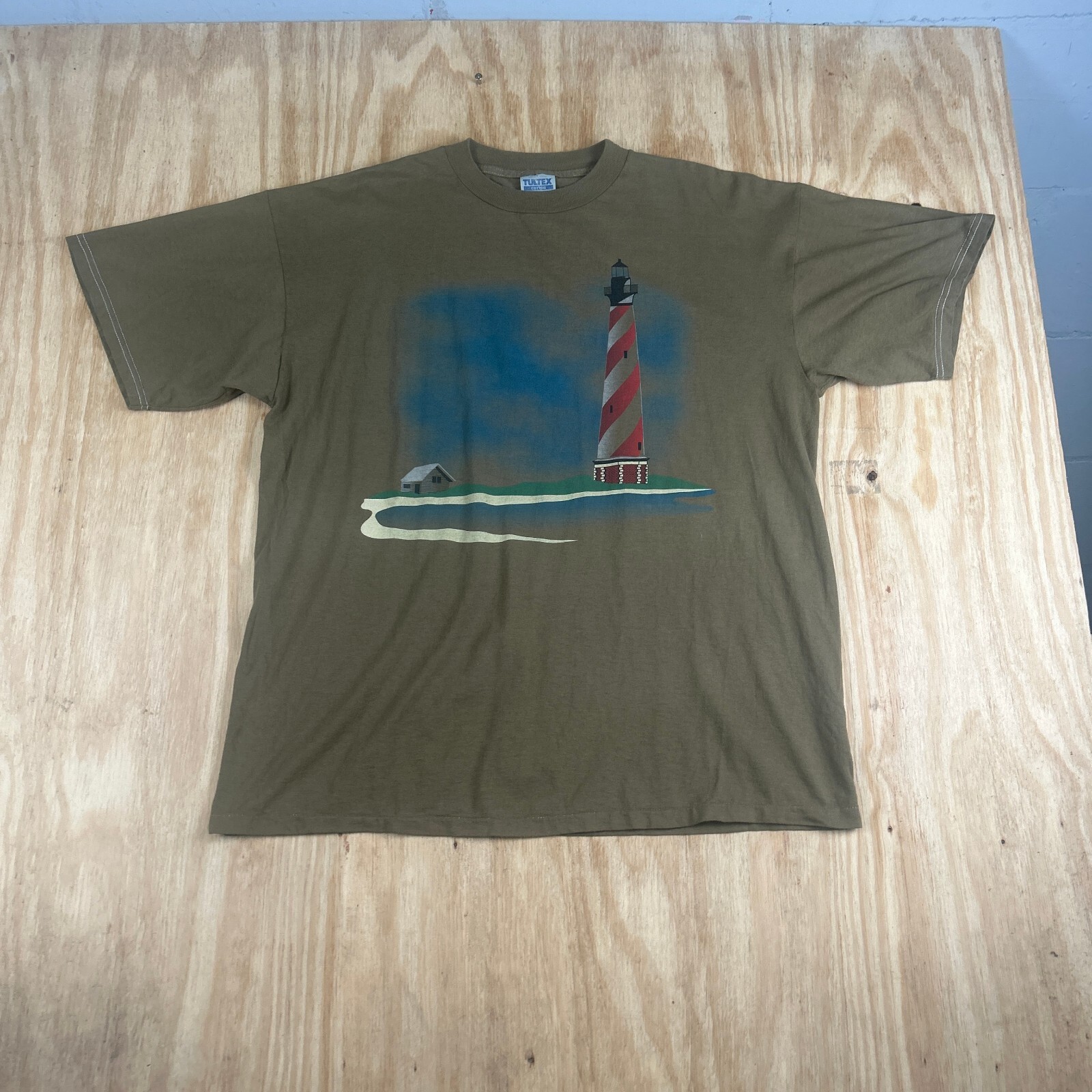 Vintage Lighthouse Ocean House Painting Portrait T-Shirt Men's Size XL Green 90s