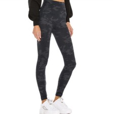 SPANX Look At Me Now Seamless Camo Leggings SZ S EUC