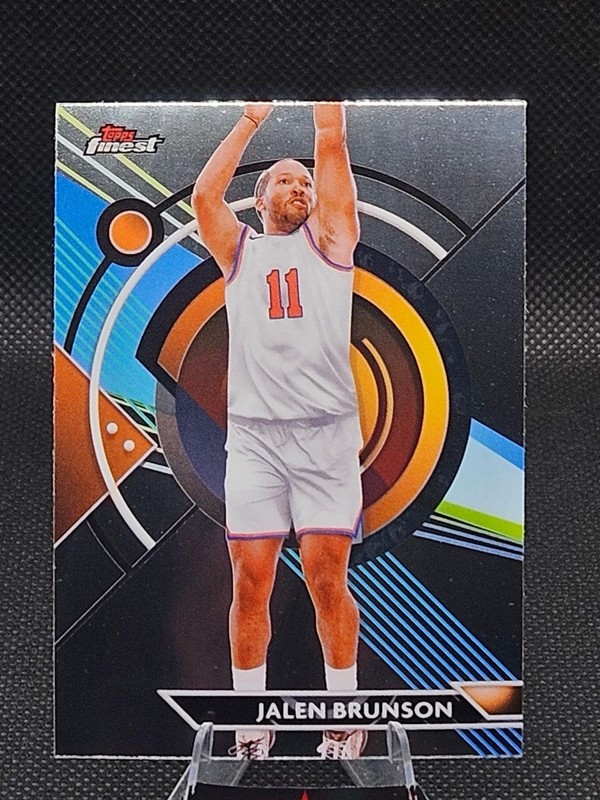 2023-24 TOPPS FINEST NBA BASKETBALL COMMON #32 JALEN BRUNSON BASE CARD,KNICKS