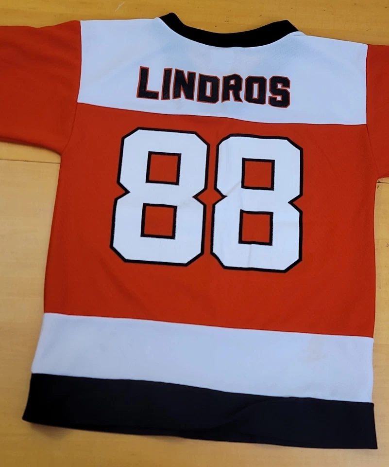 Camiseta deportiva de hockey Logo 7 Inc NHL Philadelphia Flyers #88 Lindros para niños M (10/12) Foto 2 de 4