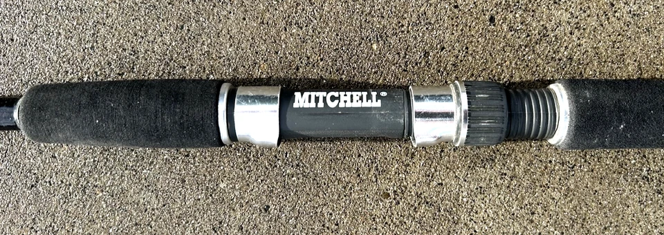 Mitchell 90-113 Medium Action Graphite 7' 213cm 2-Piece Rod Pole - Image 2 of 4