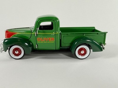 Spec Cast  1940 Ford  Oliver Diecast 1:25 Replica