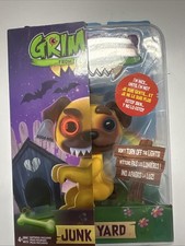 WowWee Grimlings - Pug Junk Yard - Interactive Animal Toy Fingerlings NEW