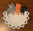 Vintage Westmoreland Hand-Painted Three Cats Milk Glass Decorative Plate 7" Dia.