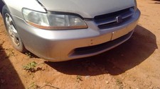 2000 Honda Accord Front Bumper Oem Used 71140s84a00zz 98-00 Sedan 2000 Honda Accord Front Bumper Oem Used 71140s84a00zz 98-00 Sedan