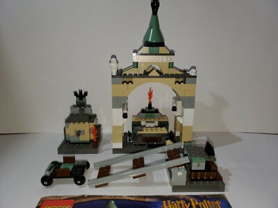 Lego Harry Potter #4714 Gringott's Bank Incomplete Set Missing