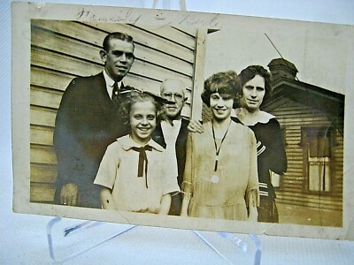 OP441 Original found photo 1930s/40s family flapper dress outside