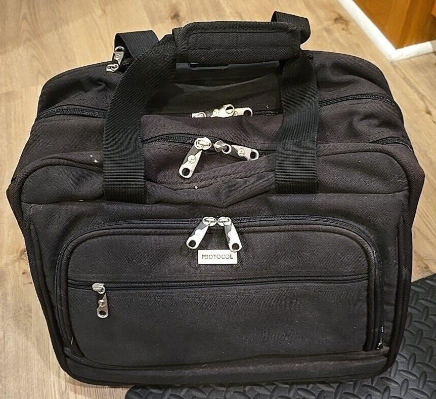 Protocol Luggage Personal Care Organizer Rolling Carry On Case