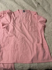 Women's scrub Set- Small Niaahinn NWOT