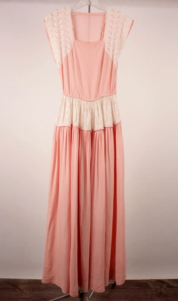 Vestido Formal De Colección Para Mujer Años 40 Rosa Con Ojales Blancos Encaje Años 40 XXS Vestido de Baile Foto 3 de 4