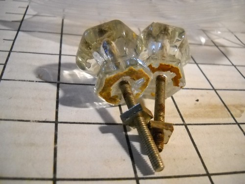 Lot Of 6 Antique 6 Point Glass Dresser Knobs. 2 X 1", 4 X 3/4" - Picture 10 of 11
