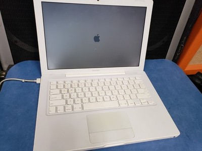 Apple MacBook A1181 13'' untested for parts