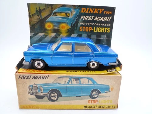 VINTAGE DINKY TOYS 160 MERCEDES BENZ 250 SE IN ORIGINAL BOX 1967