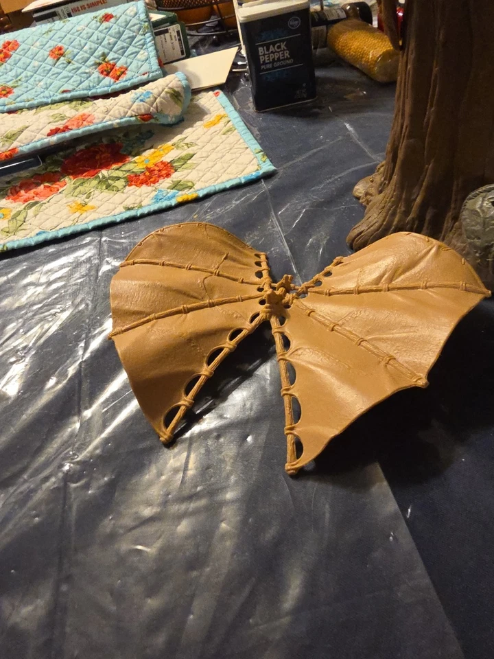 1984 Vintage Ewok Village Completo com Instruções + Planador de Combate Ewok - Imagem 2 de 4