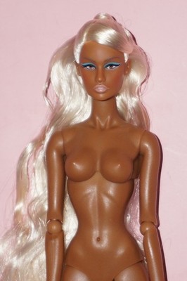 Taliyah Harper Step and Repeat Integrity Toys Fashion Royalty 12'' doll Meteor