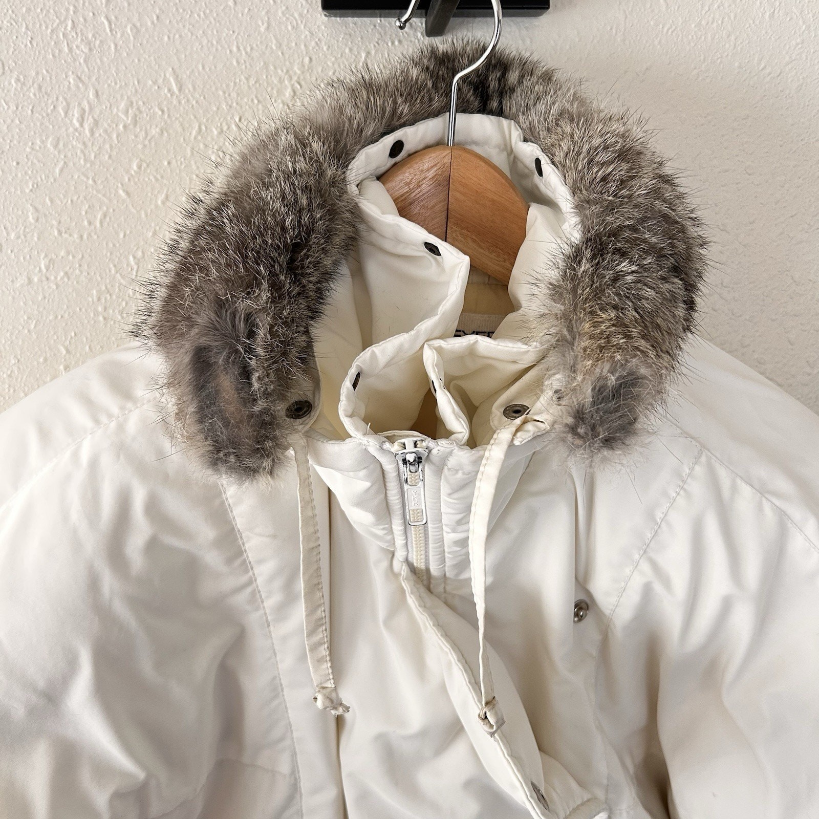 Obermeyer Dynasty Feather Trim Hooded Ski Puffer Down Jacket White Women 6 Y2K image 3