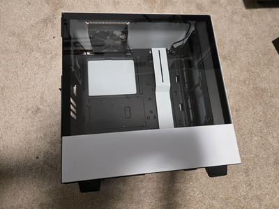NZXT PC Gehäuse ATX   Tempered Glass   Weiß/Schwarz   Gaming Case