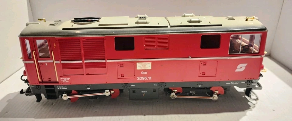LGB G Scale #2095N DIESEL LOCOMOTIVE OBB 2095.11 - Image 4 of 4