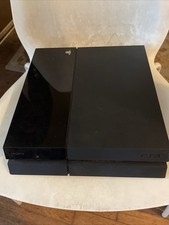 Sony PlayStation 4 500GB Console CUH-1001A