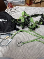 Miller Safety Harness And Lanyard And Bag M/l Climbing Green
