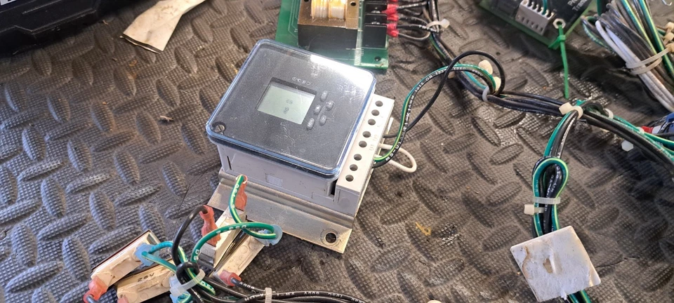 Interruptor de transferencia Onan 0098-7274 b, 300-3092, pantalla digital de transición de programa Foto 2 de 4