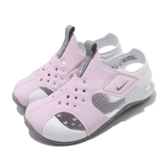 nike closed toe sandals