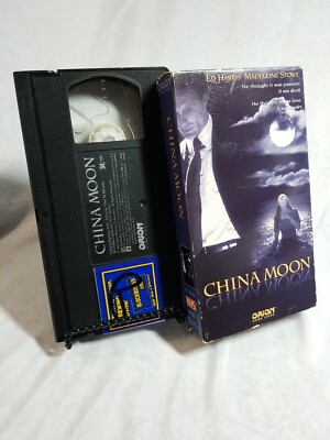 China Moon VHS 1994 - Ed Harris - Madeleine Stowe - Benicio Del Toro Blockbuster