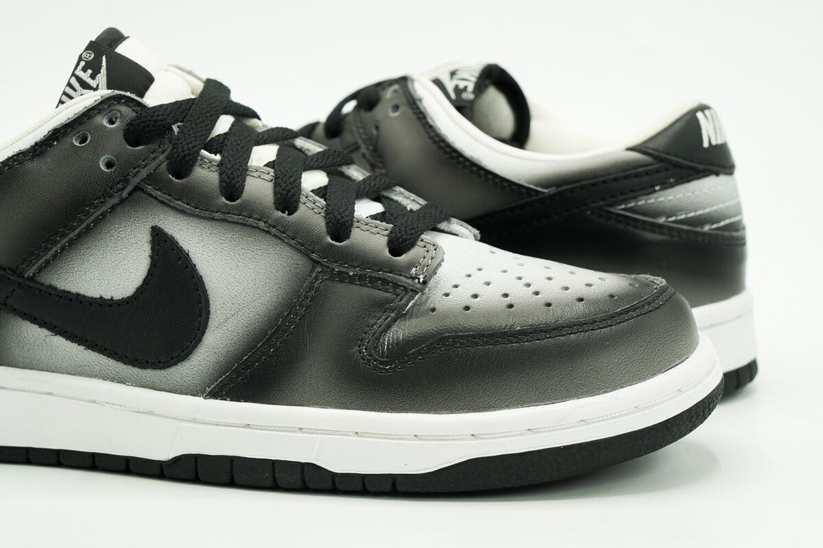 NIKE DUNK LOW USED SIZE 8 HAZE BLACK WHITE MEDIUM GREY NIKE DUNK LOW USED SIZE 8 HAZE BLACK WHITE MEDIUM GREY
