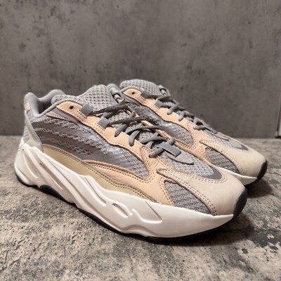 Deals Dames Adidas Yeezy Boost 700 V2 Dames Zilver Clearance