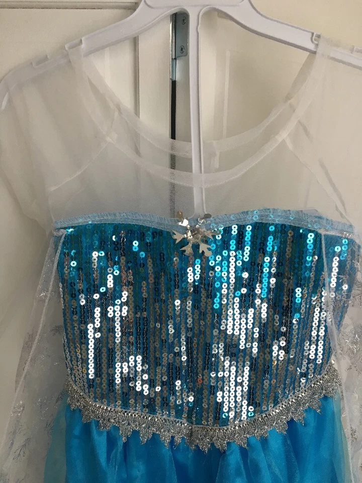 Elsa Dress Frozen Blue Dress Up w Mesh Top Snowflakes Cape & Sequins EUC Sz 7/8 - Image 3 of 4