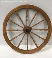Vintage Wooden Spoked Loom Wheel Antique Style Spinning Thread 22 Inch
