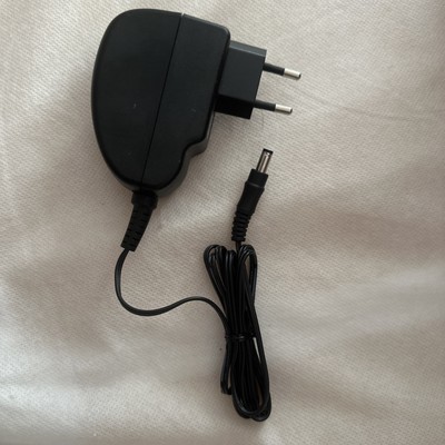 Netzteil Power Supply APD WA-24R12FG mit 12V- DC 2,0A