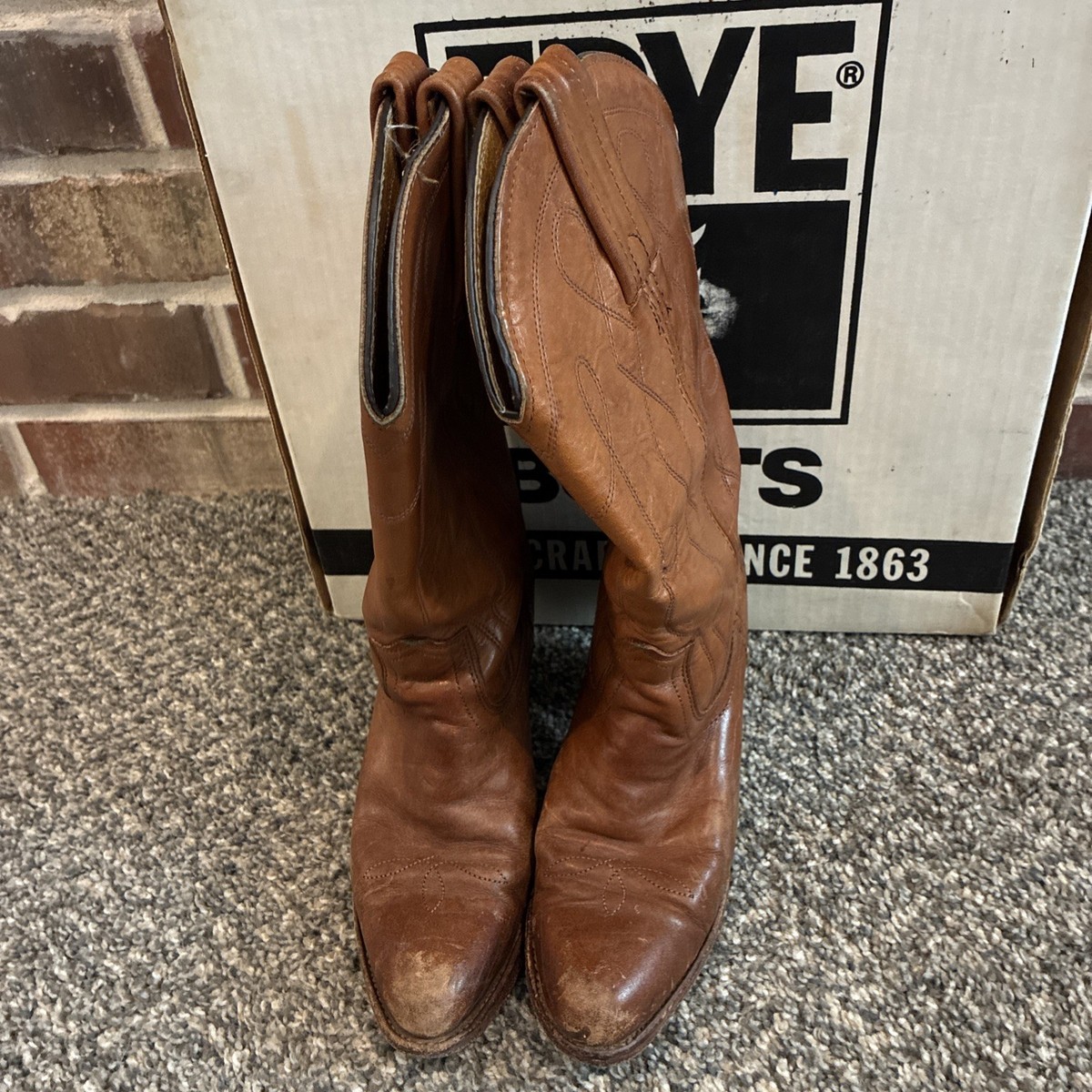 Vintage Frye Womens Cowboy Boots Size 8 AA Pre Owned Pull-On. USA
