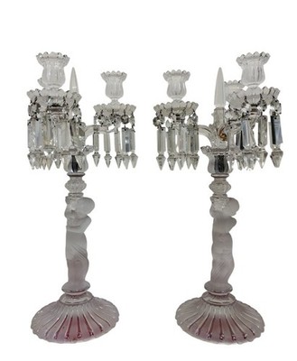 ANTIQUE CANDLESTICKS WITH PUTTI. CUT AND PRESSED CRYSTAL. FRANCE (?). XIX