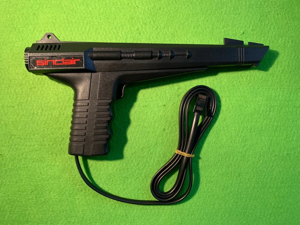 Sinclair ZX Spectrum +2A, B, +3 Magnum Light Gun + Software Phaser - Bild 3 von 4