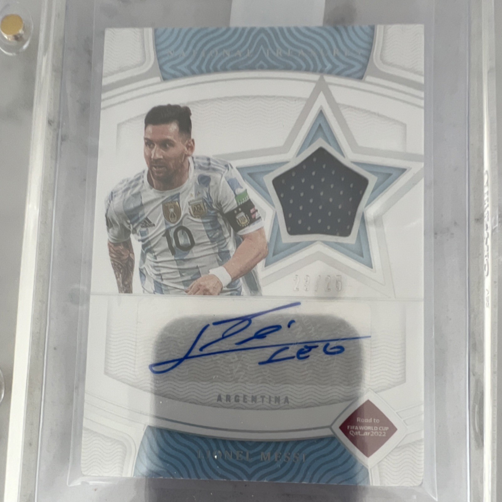 Panini 2022 National Treasures Road to World Cup Messi Auto Patch 23/25 view 2
