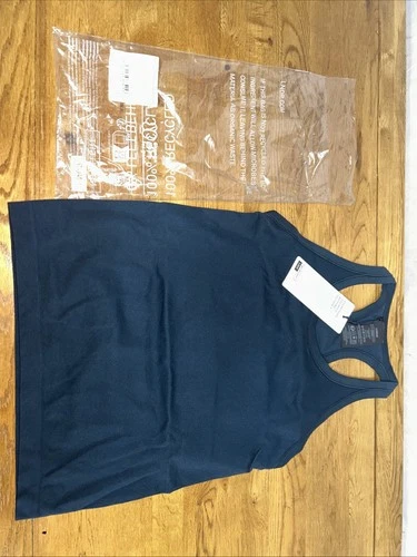 LNDR Muscle Tank Vest. New Tagged Size M-L