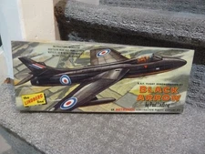 LINDBERG  1/4 SCALE RAF Flight Demonstration Jet BLACK ARROW Model Kit BRAND NEW