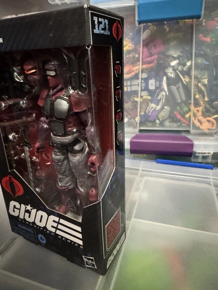 Hasbro G.I. Figura de acción Joe Classified Series 121 Cobra Night-Creeper 6" Foto 2 de 4