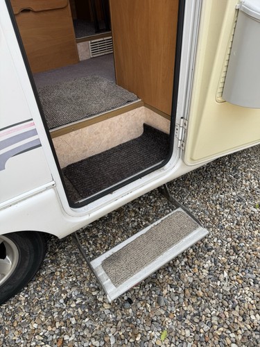 Mercedes-Benz Rapido 779M Motorhome - Picture 6 of 24