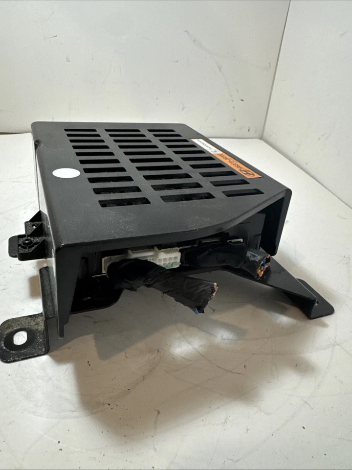 Hyundai Kona 2018 sistema de sonido amplificador módulo OEM 96370J9200 Foto 4 de 4