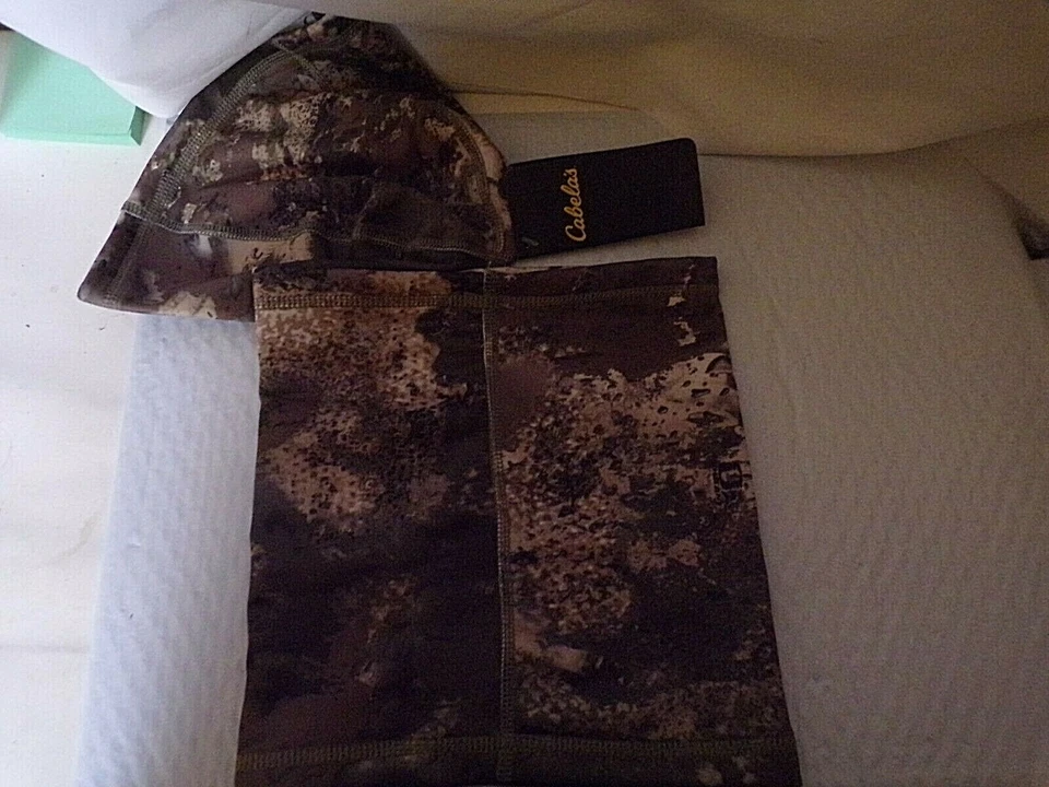 CABELAS ORIGINAL ULTIMATE STRETCH FLEECE BEANIE/GAITER COMBO. OCTANE-02 - Image 4 of 4