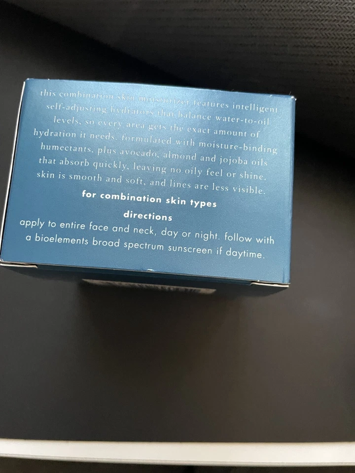 Bioelements Absolute Moisture легкий увлажняющий крем для комбинированной кожи 2,5 унц - Изображение 3 из 4