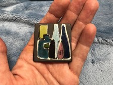 ASTRID FYRBO SIGNED BROOCH/ PIN ceramic still life w bottles excellent 1 5/8”